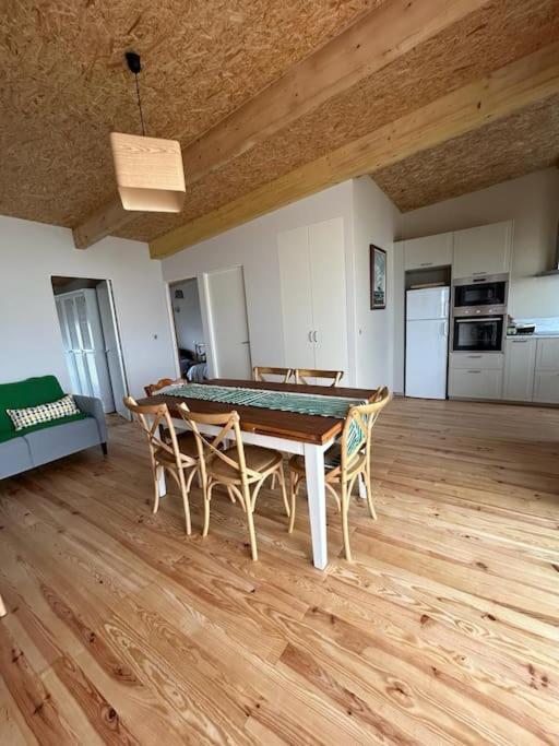 Maison Chalet 200 M De La Plage Climatisation Et Wifi Gruissan Exterior photo