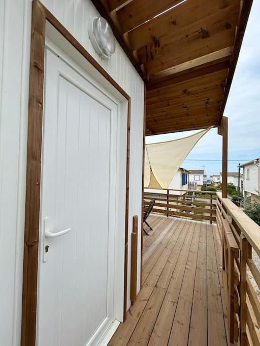 Maison Chalet 200 M De La Plage Climatisation Et Wifi Gruissan Exterior photo